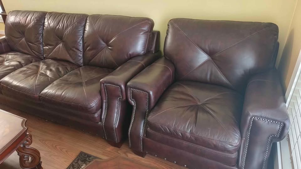 Genuine Leather Sofa Set + Coffee Table & Side Table - photo 2