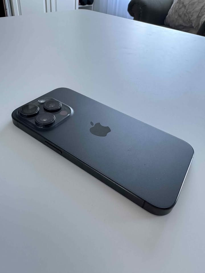 iPhone 15 Pro 128GB - photo 3