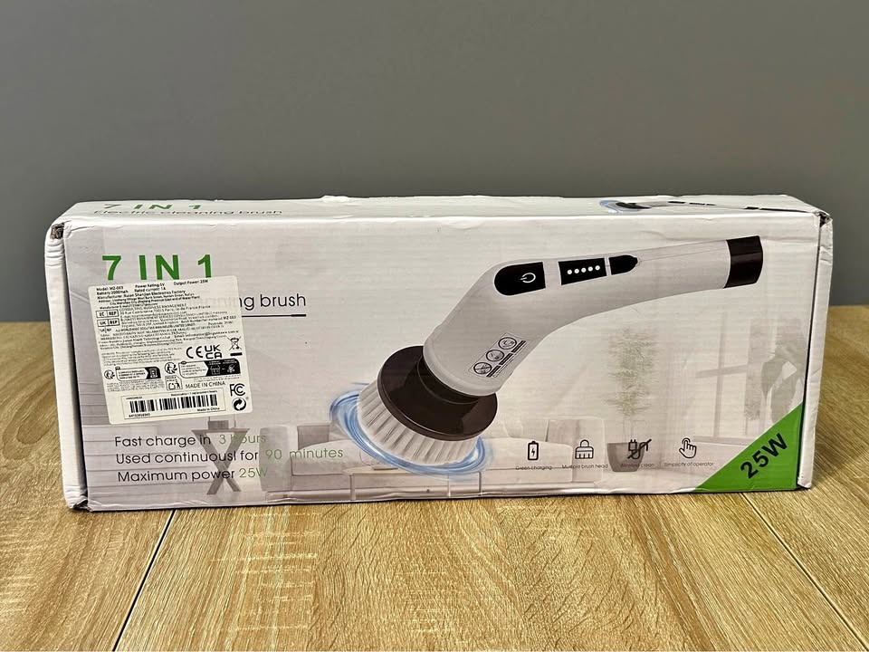 MOVING SALE | 7-in-1 Electric cleaning brush
