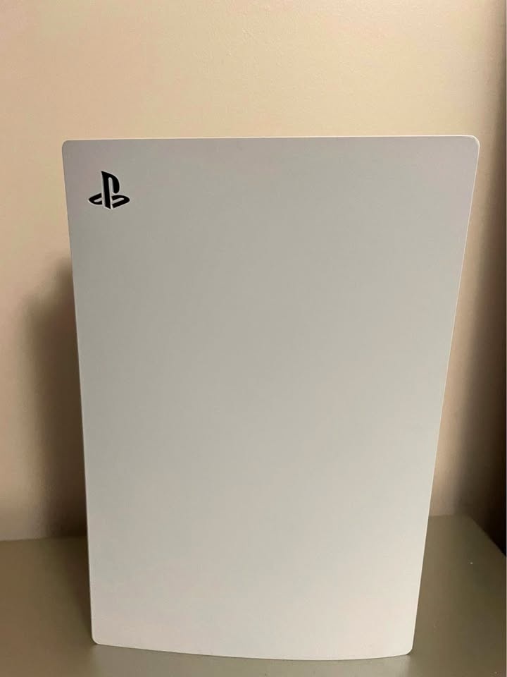 PS5 Disc version