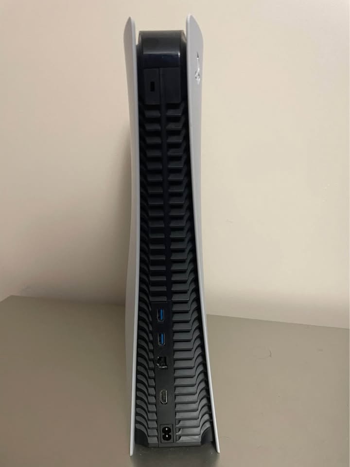 PS5 Disc version - photo 4