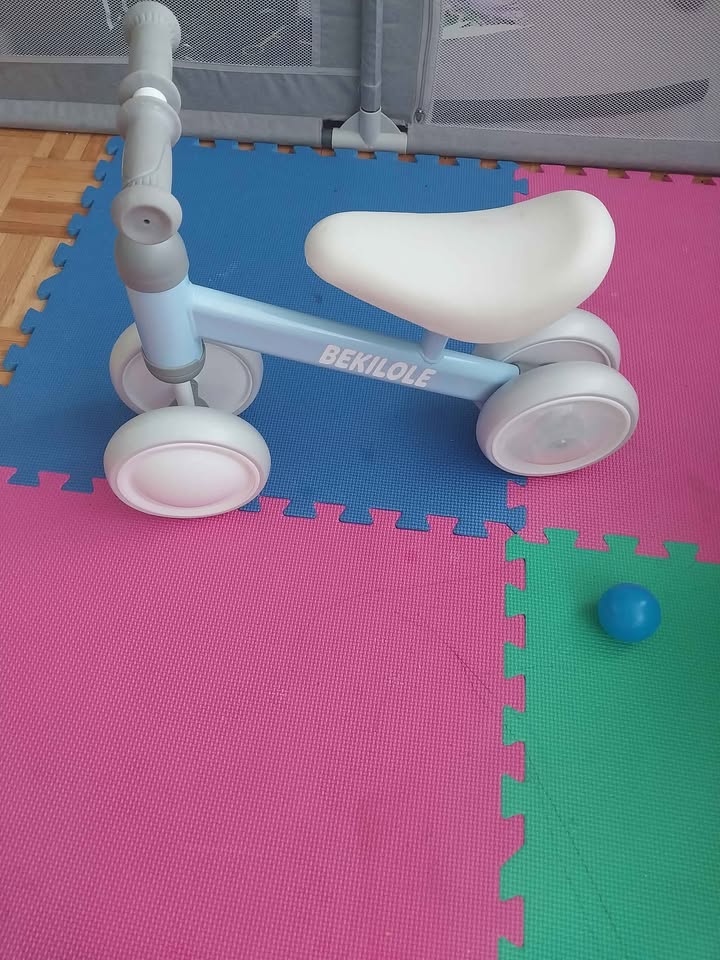 Moving sale - Toddler balance bike - photo 2