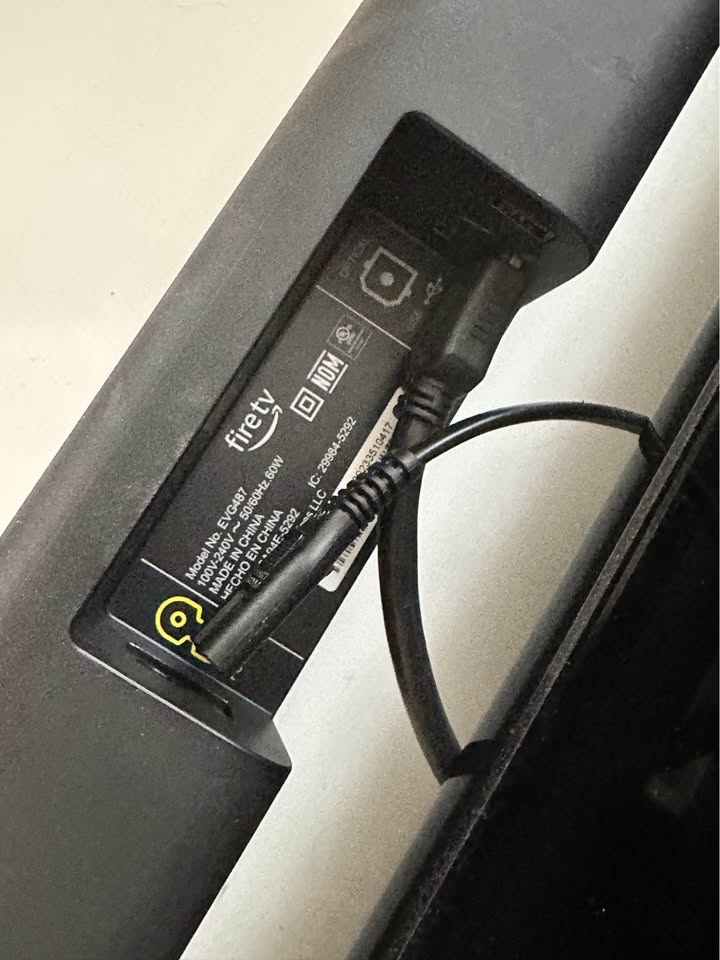 MOVING SALE | FireTV SOUNDBAR only 🥕 - photo 2