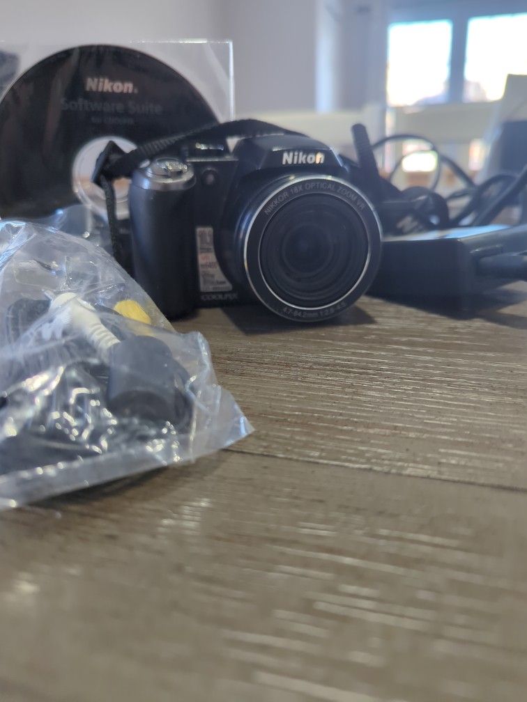Nikon Coolpix P80 Black - photo 2