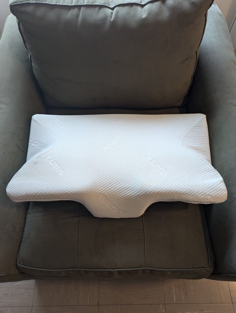 Sutera pillow (2 Of Them) - photo 2