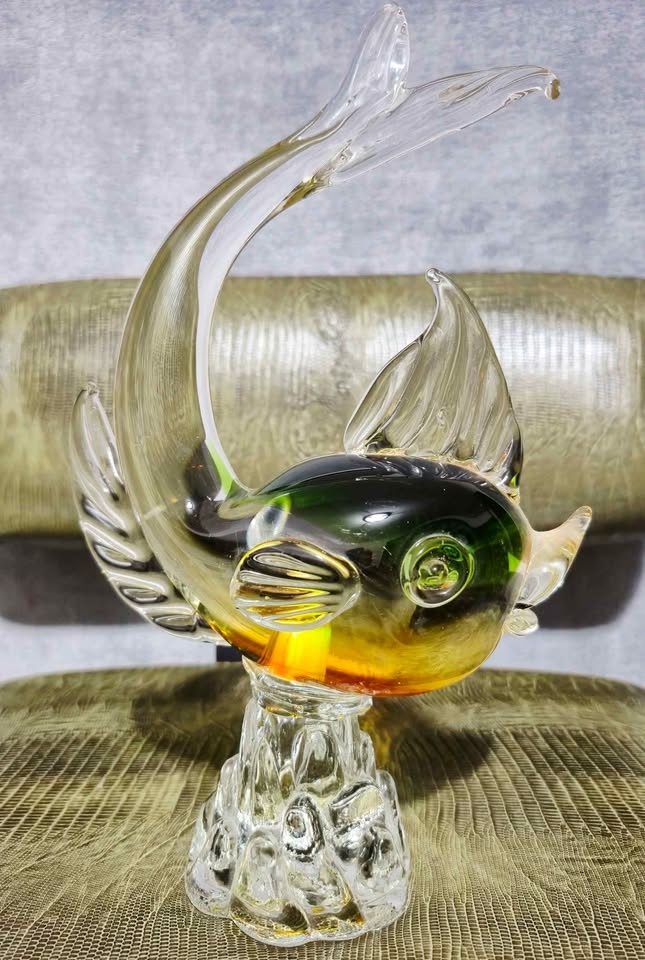 Beautiful Murano Glass Fish $140 - photo 2