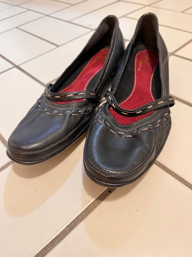 A2 by Aérosoles - Black Leather Shoes