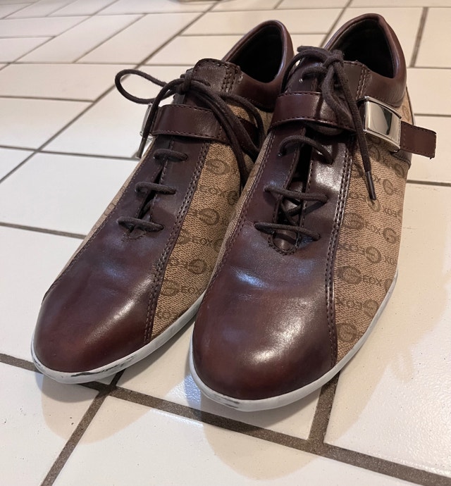 Leather & Canvas Women’s Shoes
