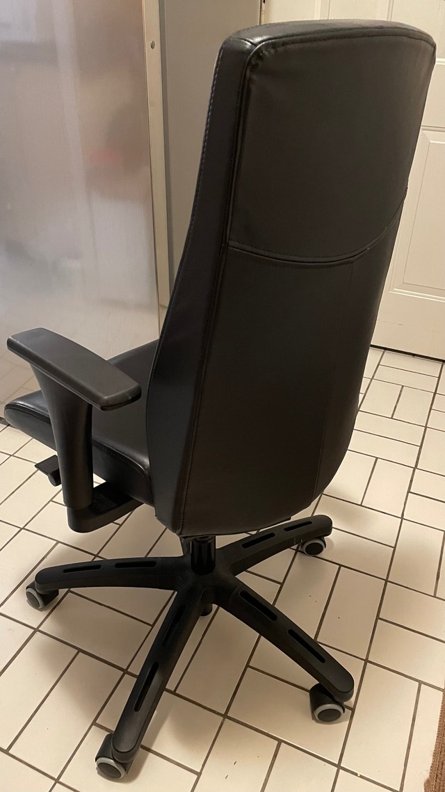 Leather IKEA Office Chair - photo 3