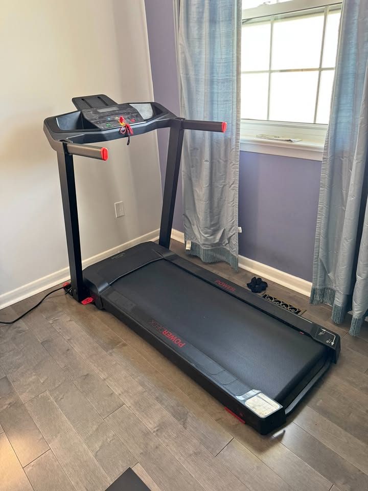 Domyos Treadmill - Run 100 E - 14km/h (9 mph)