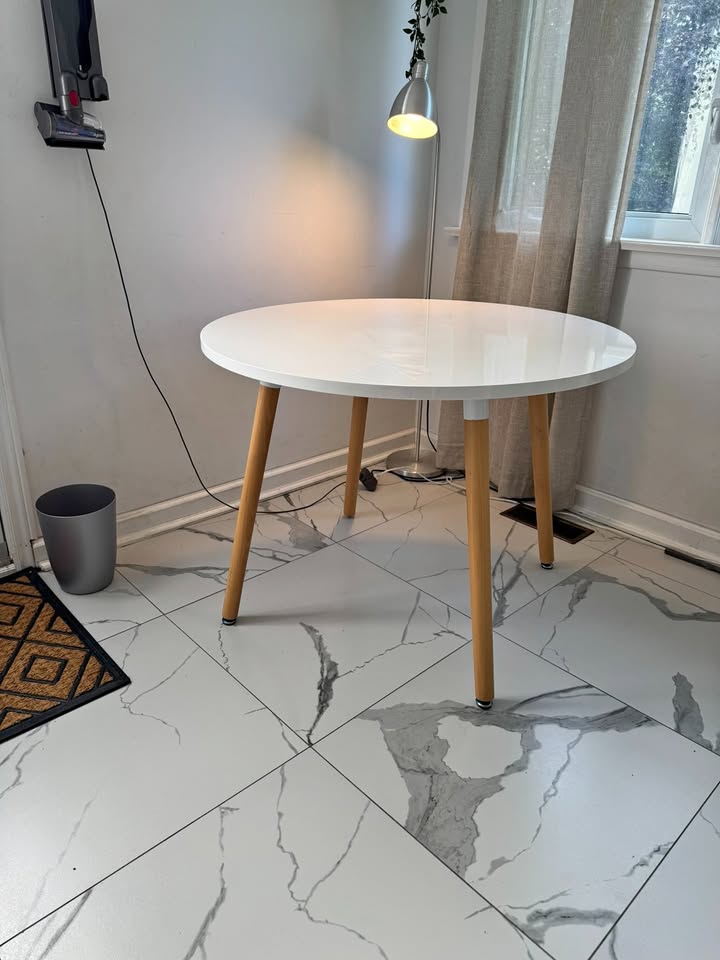 Nicer Furniture Eames Style Dining Table - 40" White