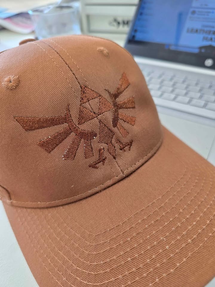 Link (zelda) embroidered hat - photo 4