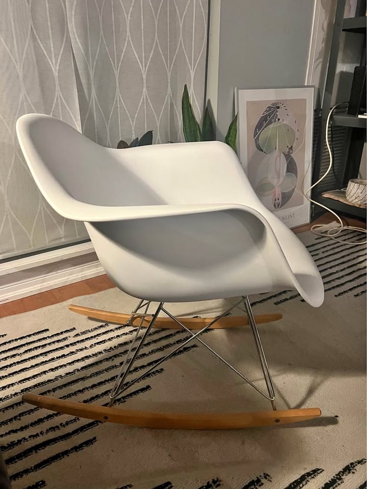 Eames replica rocking chair