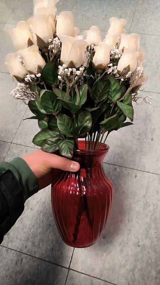 Artificial flowers with pot - photo 2