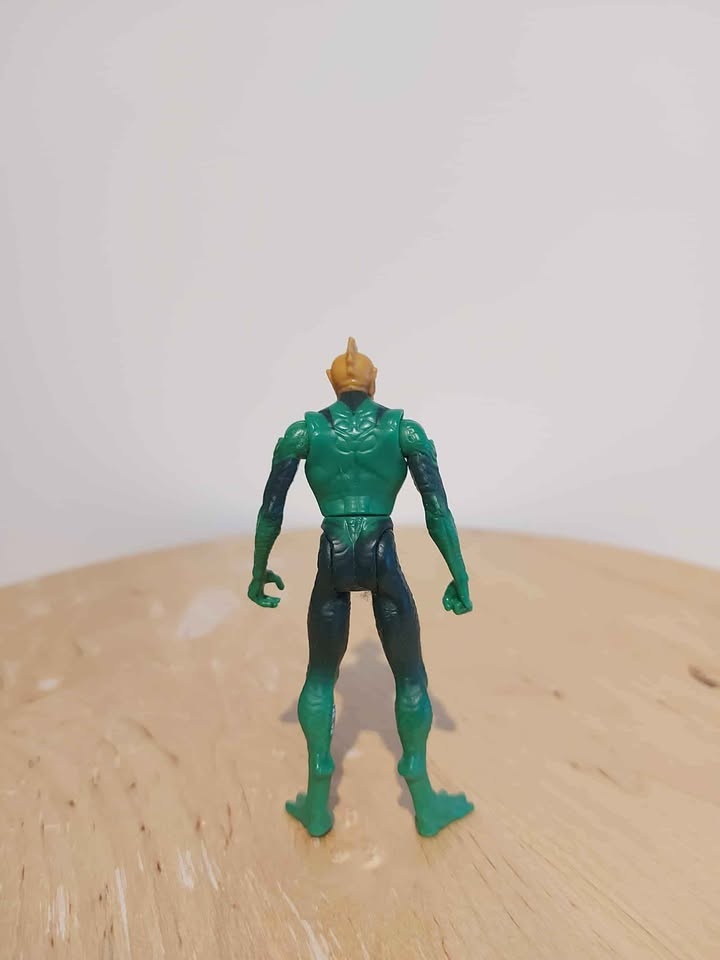 DC Green Lantern Movie - Tomar Re - 3.5" Action Figure (2011) - photo 4
