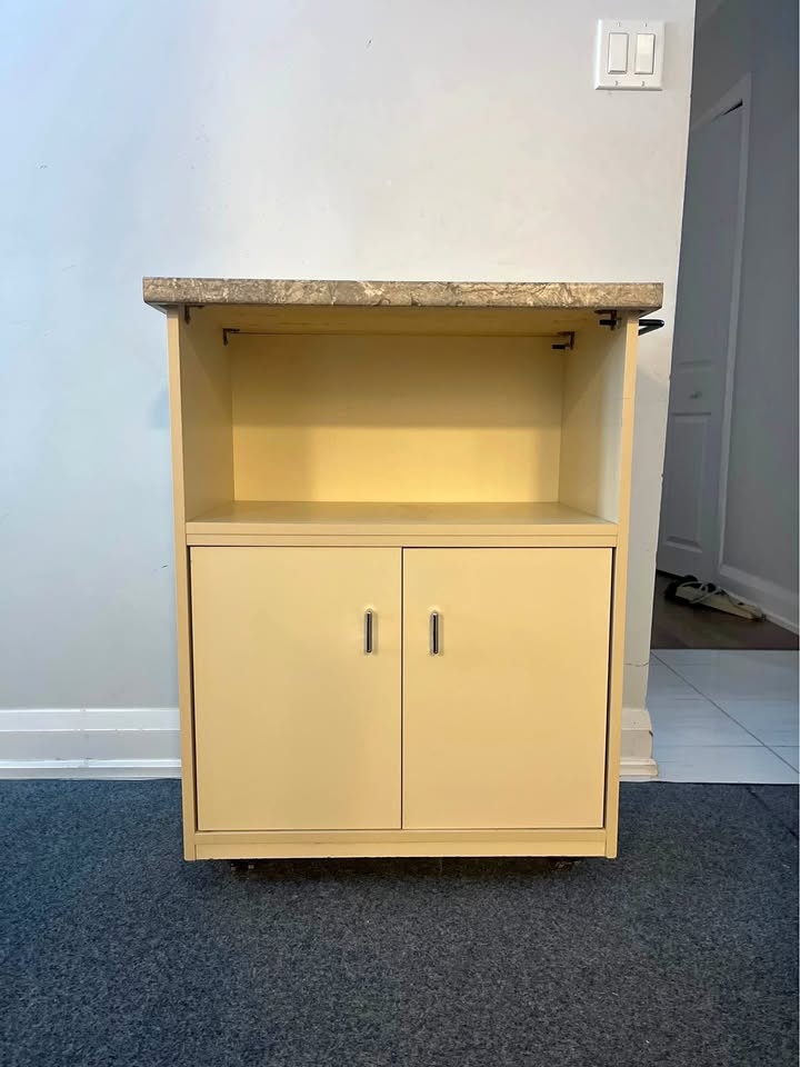 Rolling Kitchen Island / Mobile Island with Storage