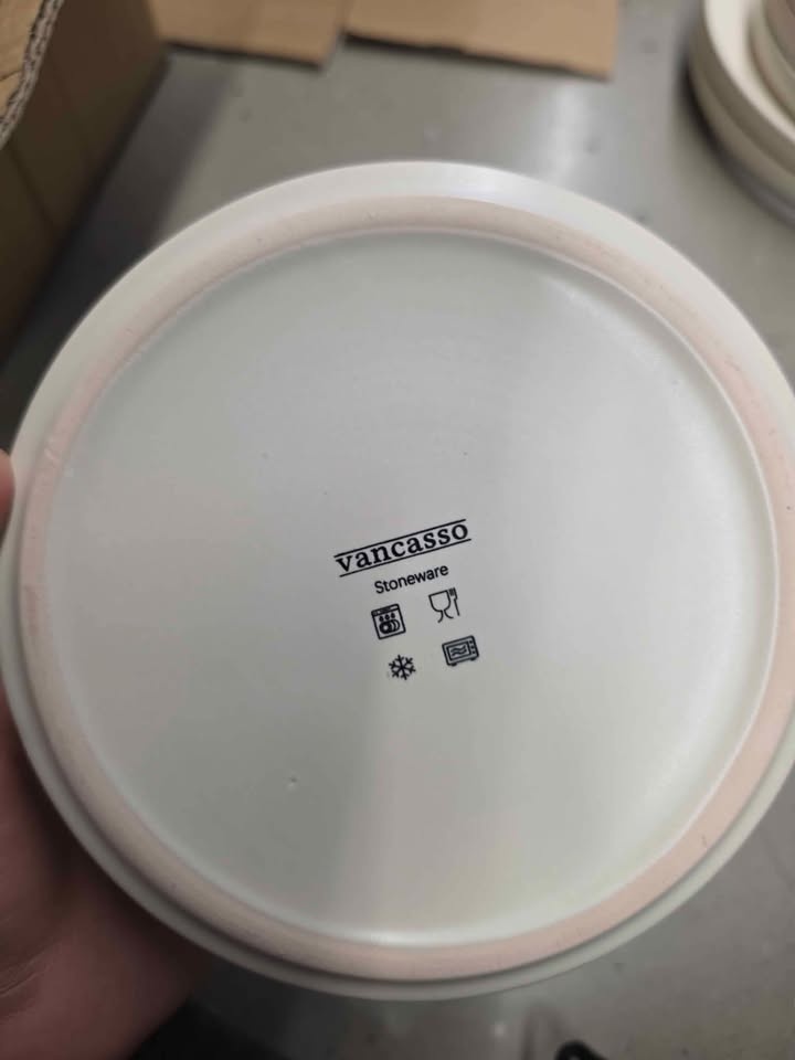 vancasso Stoneware Dinnerware Set – Brand New - photo 2