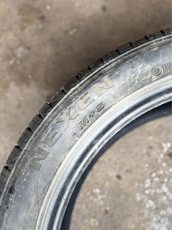 (2) Nexen 235/45R19 All Season Tires - photo 5