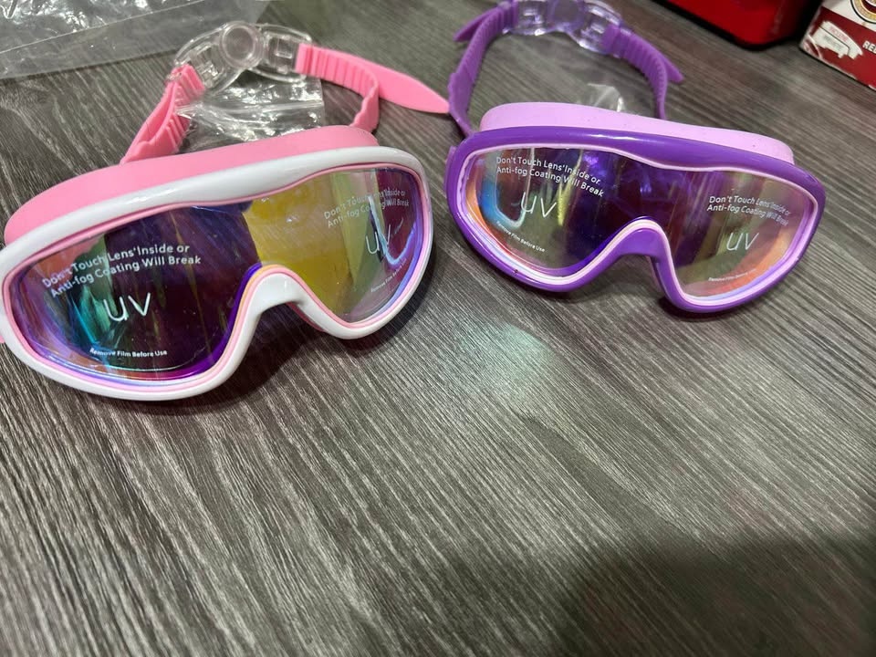Pink & Purple Swimming Goggles - New! - photo 2