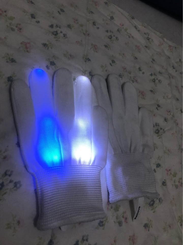 NEW-kids Light Up LED Gloves - White - photo 5
