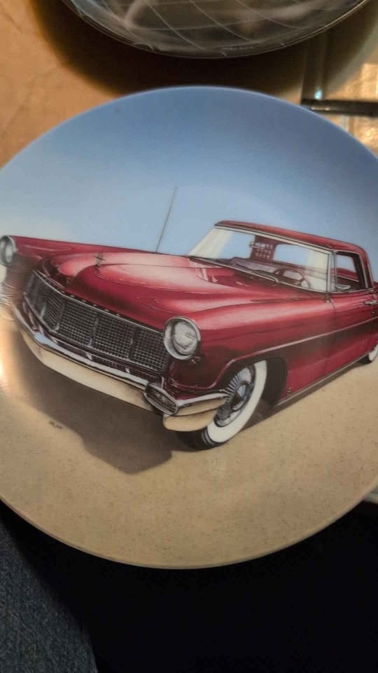 Vintage Car Collector Plates - photo 3