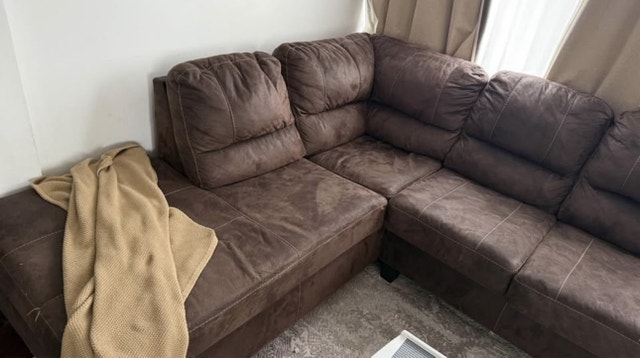 Ashley Sectional Sofa - photo 3