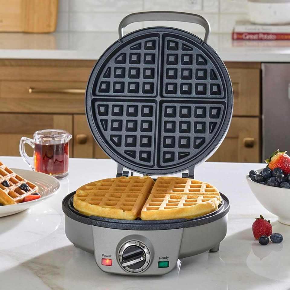 Cuisinart Belgian Waffle Maker, Round Waffle Iron - photo 2