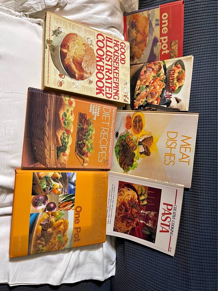 Cookbook Bundle: Diet, One Pot, Meat Dishes & More!