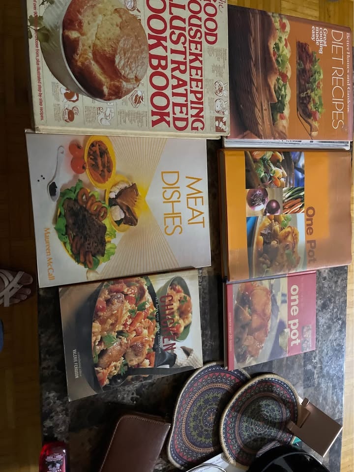 Cookbook Bundle: Diet, One Pot, Meat Dishes & More! - photo 4