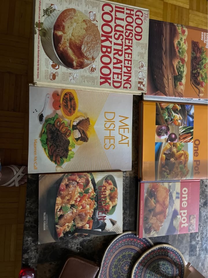 Cookbook Bundle: Diet, One Pot, Meat Dishes & More! - photo 5