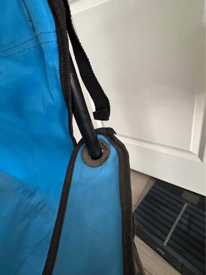 Two folding camping chairs - photo 5