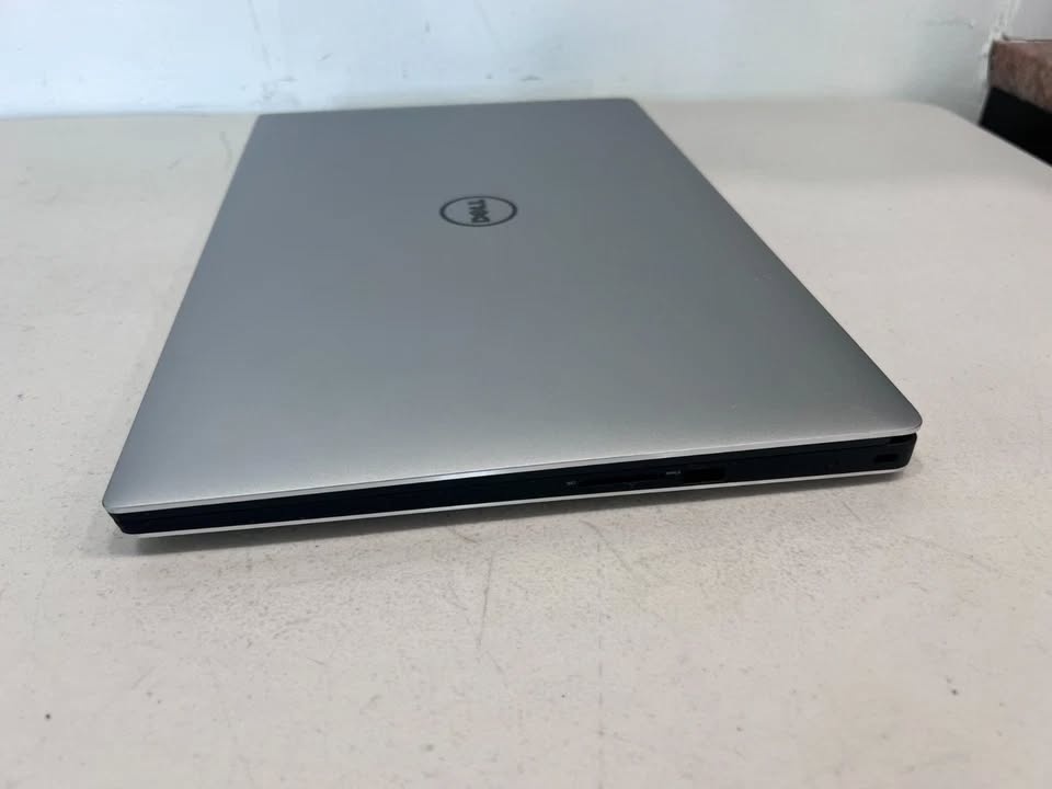 Dell XPS 9550 - 15.6" 4K TOUCH Gaming Laptop i7, GTX 960M - photo 5