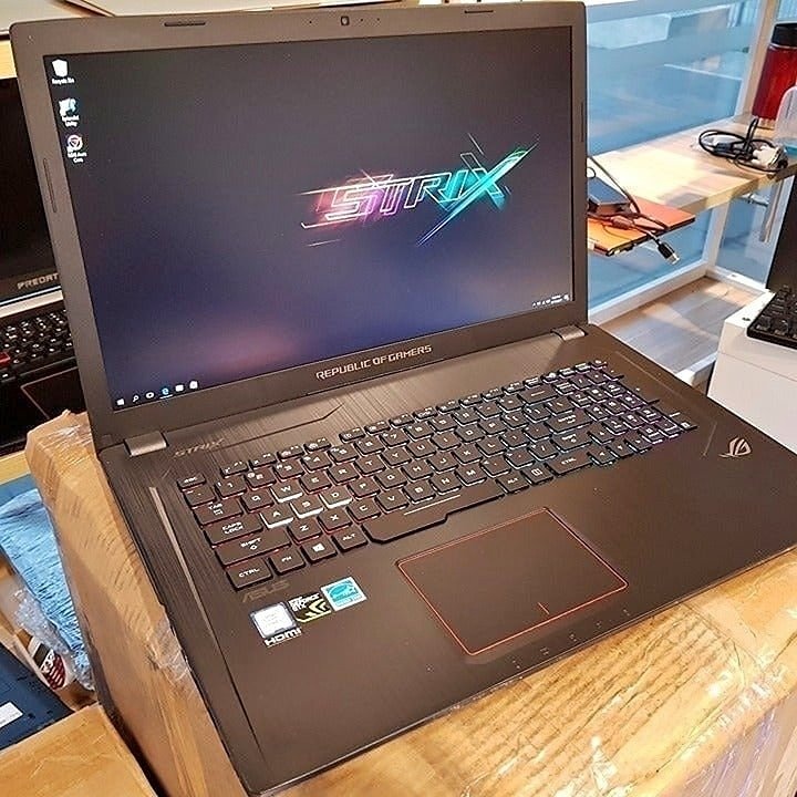 ASUS ROG STRIX GL753VE Gaming Laptop