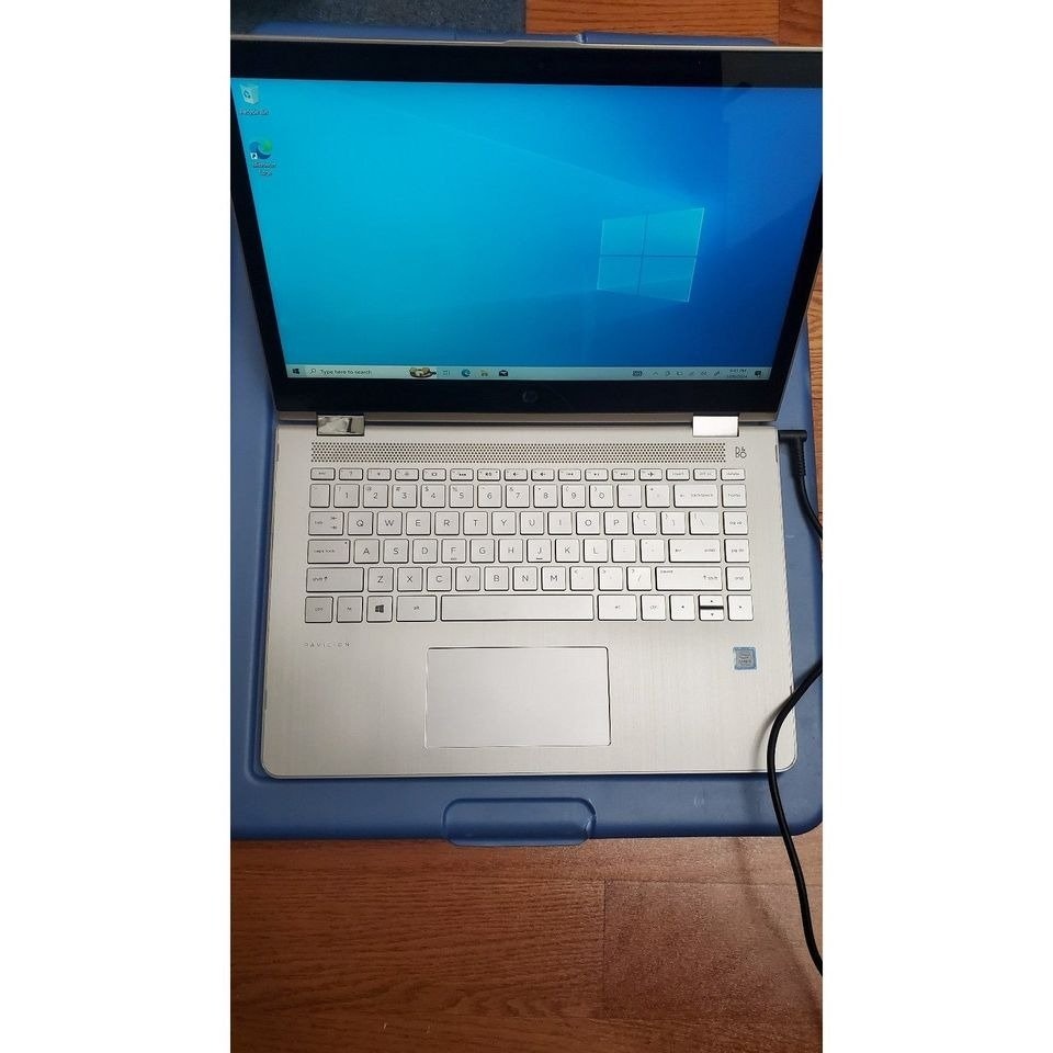 HP Pavilion x360 i5 Touchscreen Laptop - photo 2