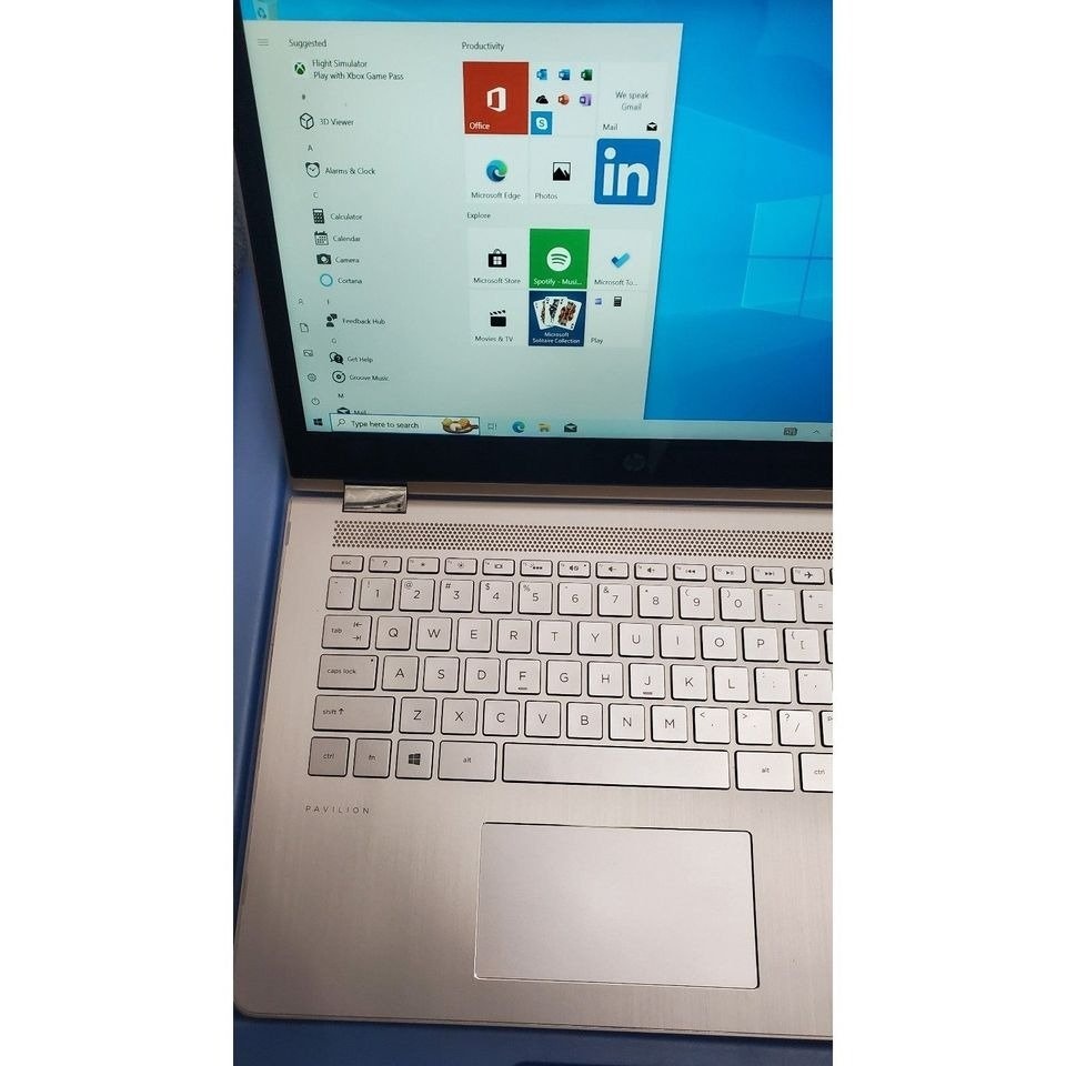 HP Pavilion x360 i5 Touchscreen Laptop - photo 3