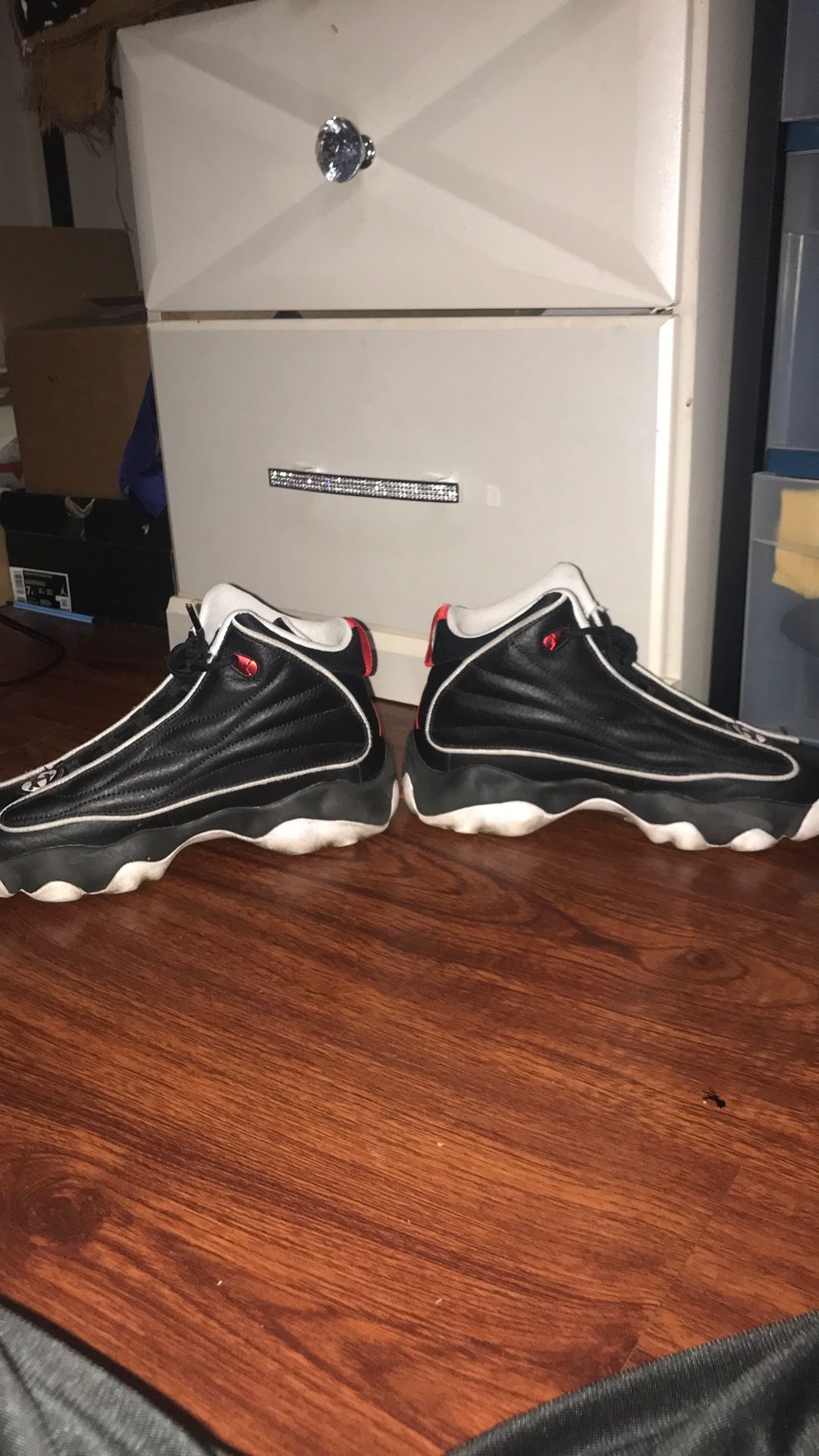 SHOE BUNDLE (Open To Trades) Looking for jordans men size 9 - photo 2