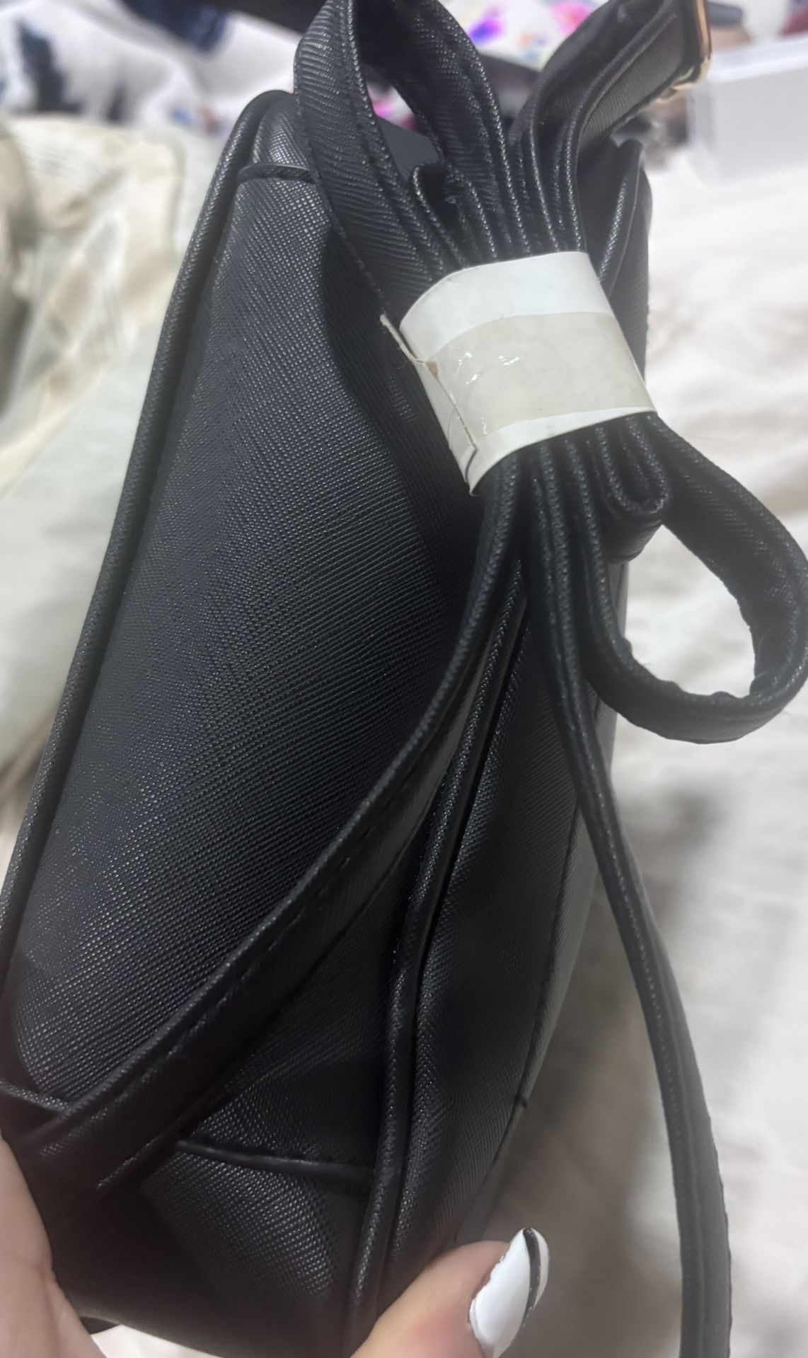 Chic Black Bundle – Adorable NEW Crossbody Bag + NEW Rhinestone - photo 4