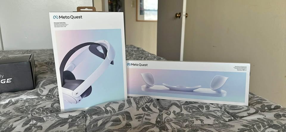 Meta Quest 3 Elite Strap and Charging Dock