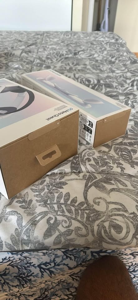 Meta Quest 3 Elite Strap and Charging Dock - photo 2