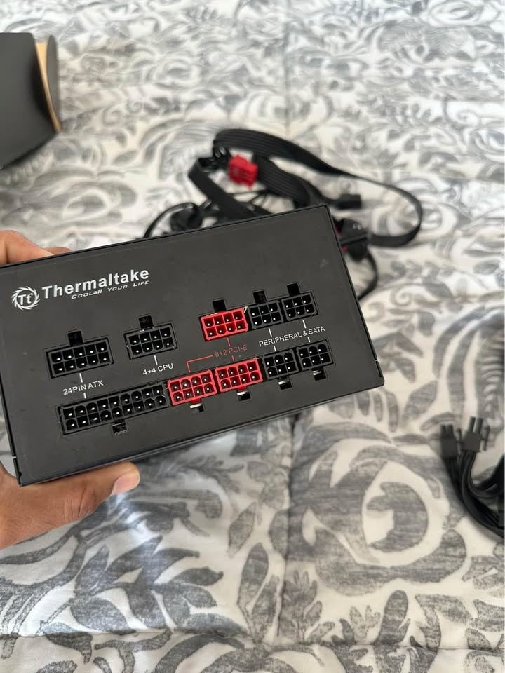 Toughpower Grand RGB 850W Gold Full Modular - photo 3