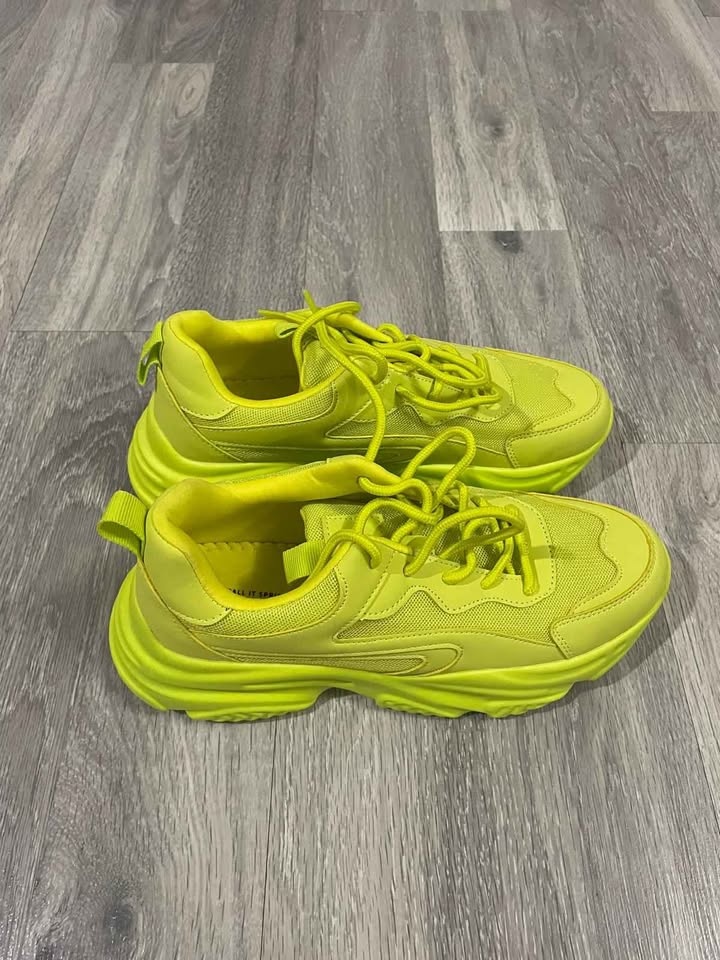 Brand new Women shoes Size 7.5 (original price $59.99) - photo 3