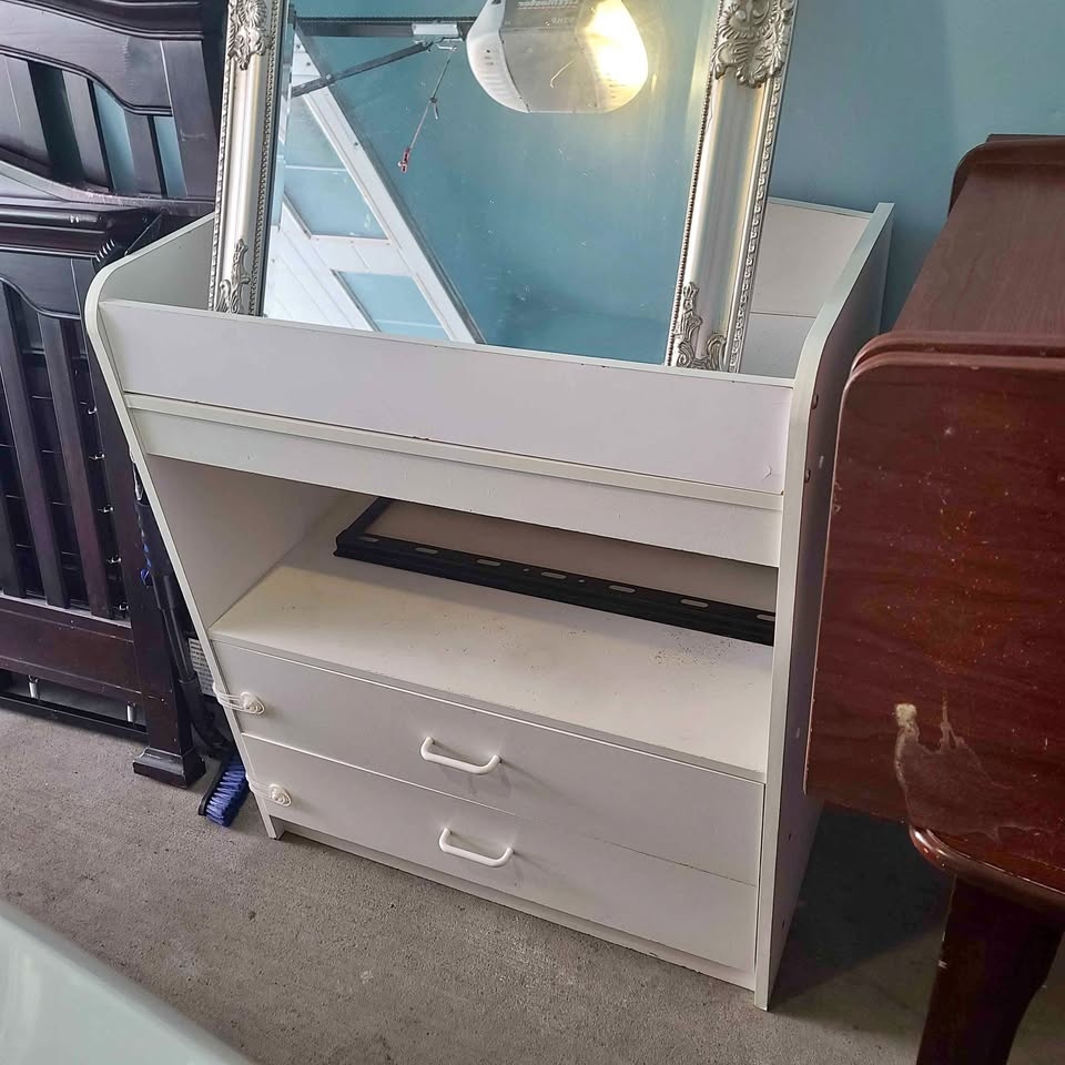 2 drawer dresser