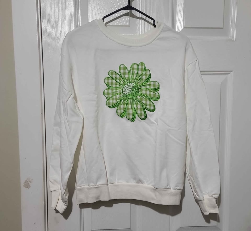 Closet cleanup women clothing jeans shirt price between 5-10 - photo 2