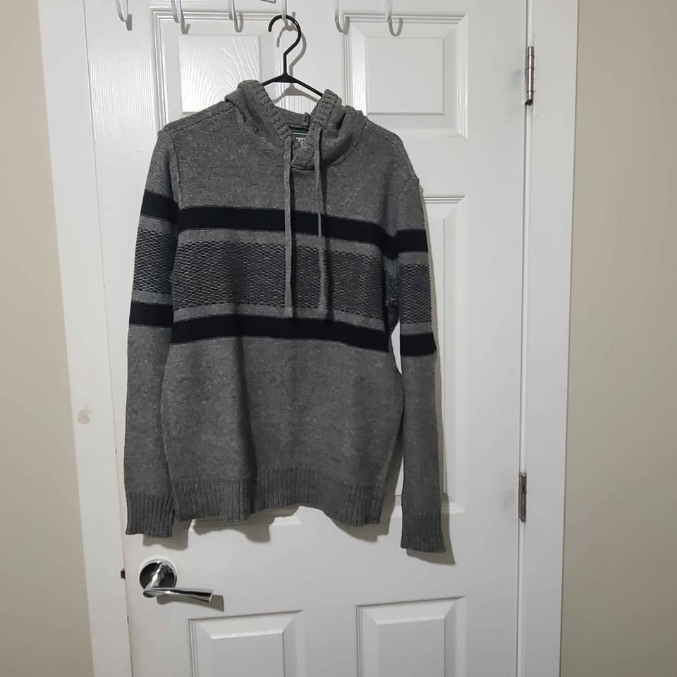 Brand new Men american eagle sweater and hoodie - photo 3
