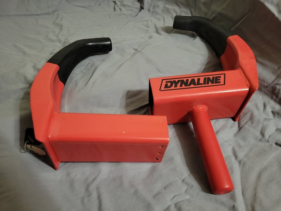 Tire Lock Trailer Wheel Lock Clamp - photo 2