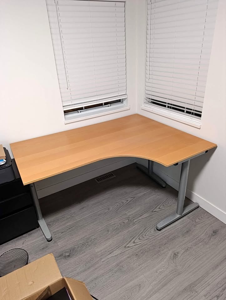 Office table