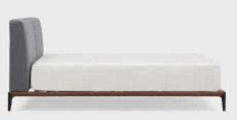 King Bed Frame (Structube PENDA) – Excellent Condition - photo 2