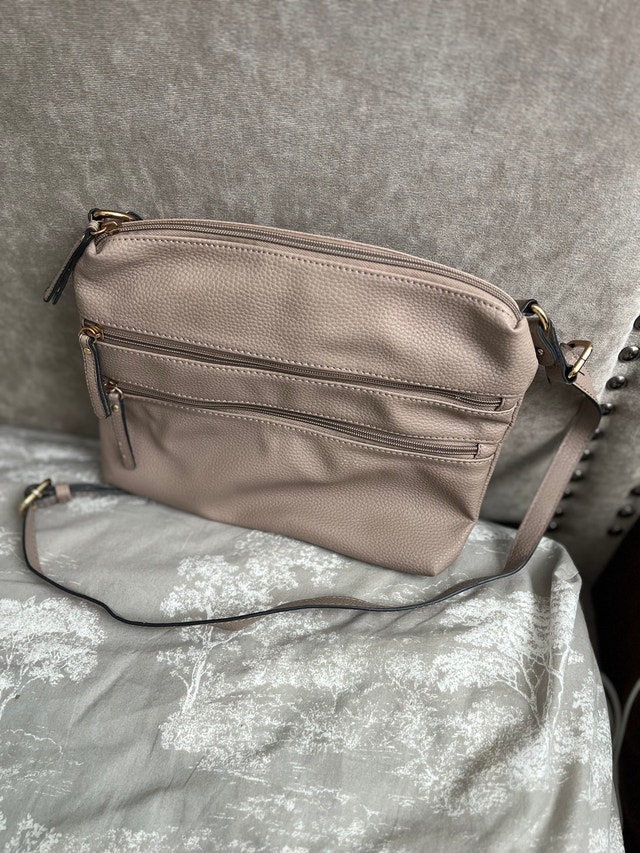 Kate & Alex Crossbody Bag