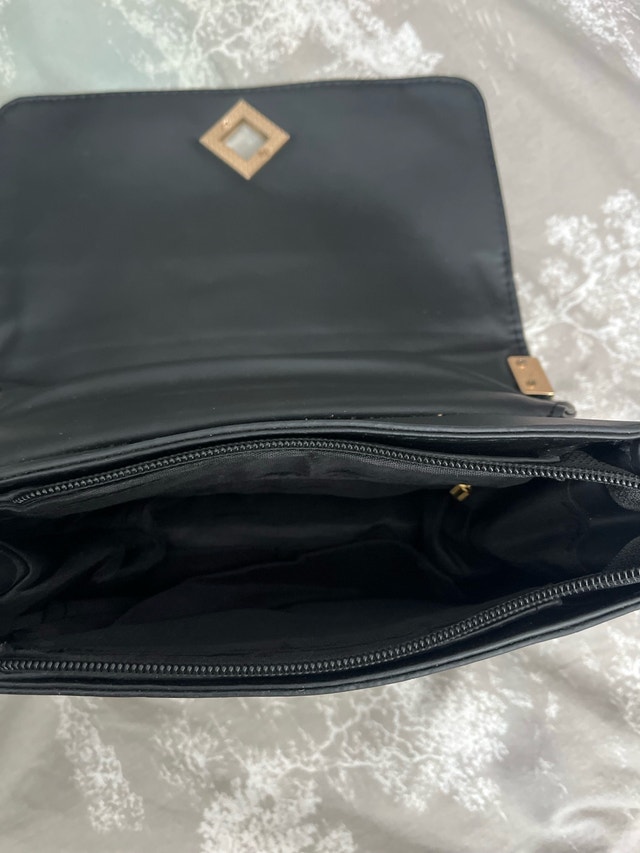 Quilted Black Purse - photo 2