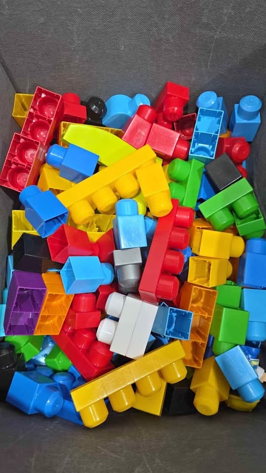 Large Lego blocks and truck